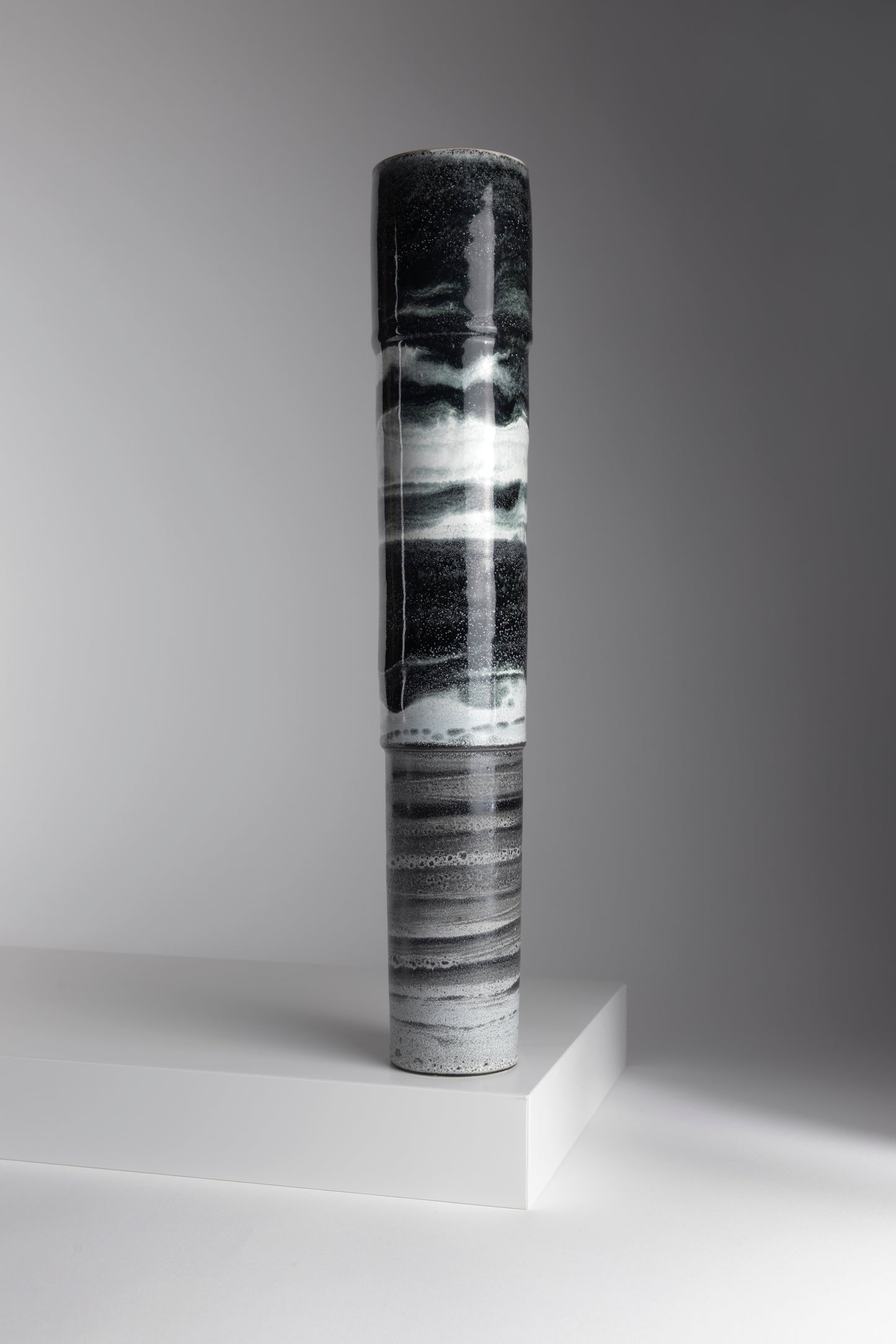 Monument Vase