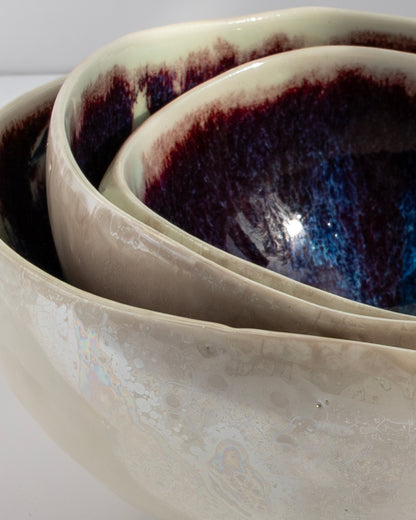 Porcelain Plash Bowl Set. Reactive Blue and Claret